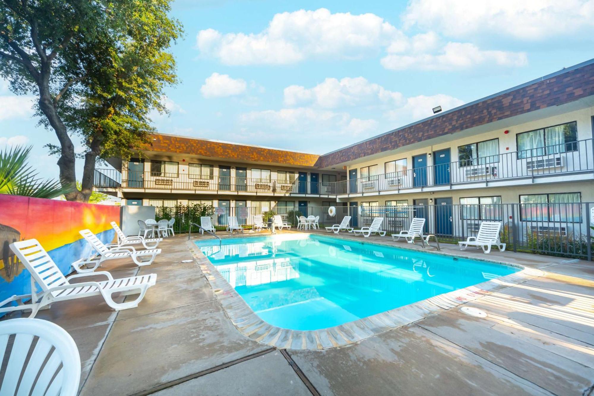 Motel 6-Del Rio, Tx Exterior photo